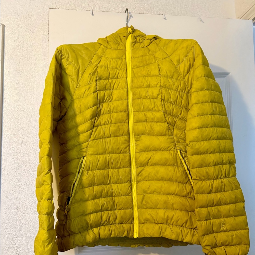 Women's Yellow Puffer Jacket Sierra Designs size M